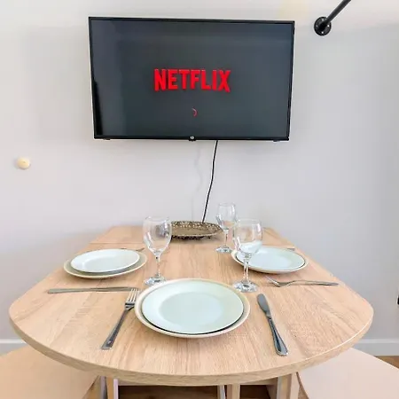 公寓 Flat In Zizkov -403- *